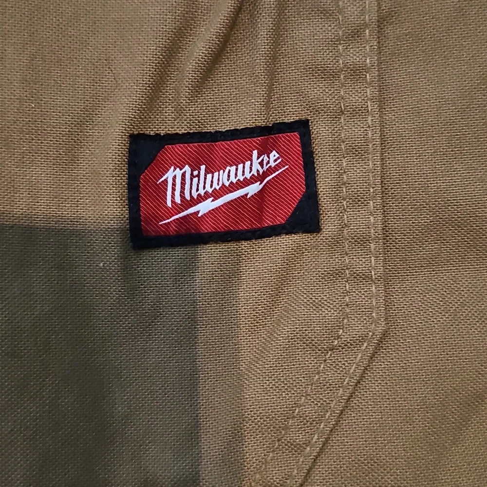 Milwaukee Men's Brown Cargo Pants - Picture 2 of 4